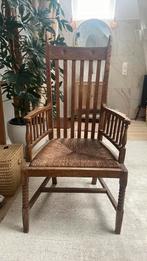 Vintage houten rotan stoel, Antiek en Kunst, Ophalen