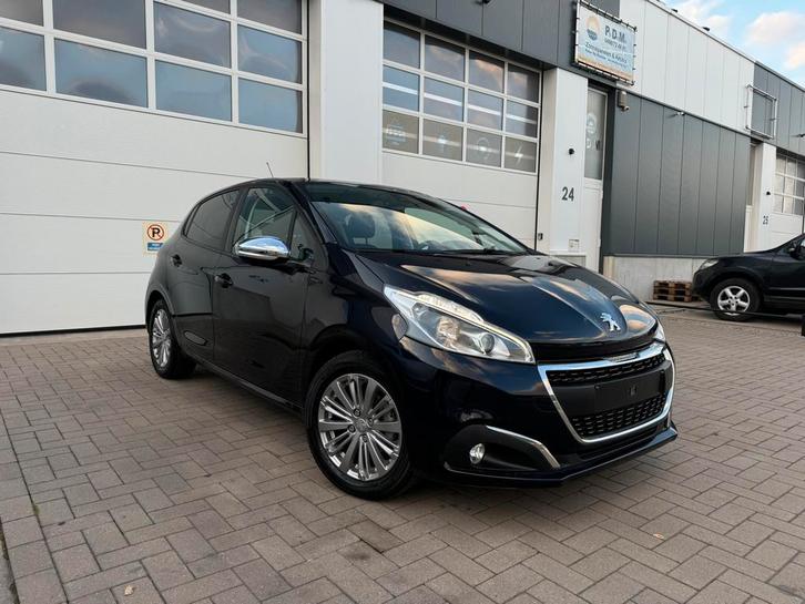 Peugeot 208 1.2i SIGNATURE *11.000Km*CARPLAY/12M.Gr./Gekeurd, Auto's, Peugeot, Bedrijf, Te koop, ABS, Airbags, Airconditioning