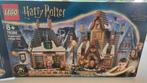 Lego 76388 Harry Potter Hogsmeade Village visit, Ophalen of Verzenden, Zo goed als nieuw, Complete set, Lego