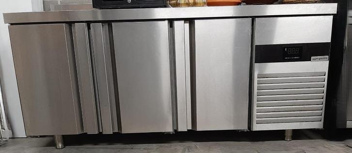 KOELWERKBANK - PREMIUM 3 deurs met achterwand €1250, Zakelijke goederen, Horeca | Keukenapparatuur, Koelen en Vriezen, Ophalen