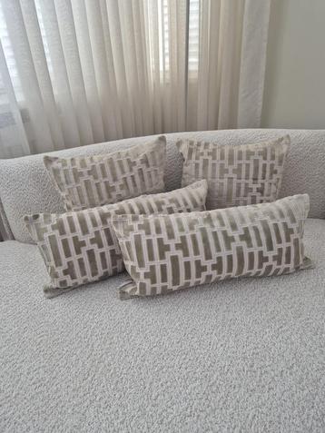 Nieuwe collectie set kussens van het merk Zuiver beige! beschikbaar voor biedingen
