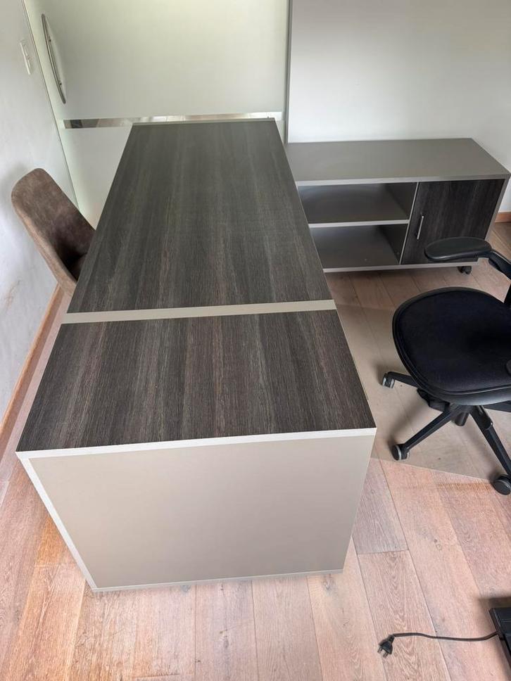 Volledige bureau + grote kast, Huis en Inrichting, Bureaus, Gebruikt, Bureau, Ophalen