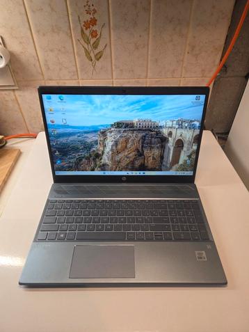 Hp / 15 inch/ 16GB ram / 512ssd/ windows 11 beschikbaar voor biedingen