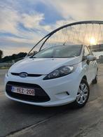 Ford Fiesta, Auto's, Ford, Voorwielaandrijving, Stof, Wit, Overige kleuren
