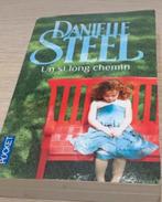 Livre Danielle Stell « un di long chemin », Comme neuf