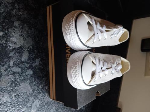 Splinternieuwe lichtgrijze convers all stars, Kleding | Dames, Schoenen, Nieuw, Sneakers, Grijs, Ophalen