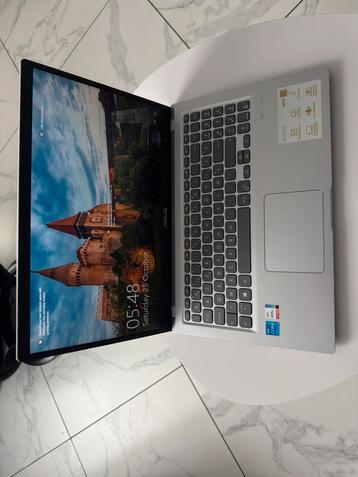 PC Portable ASUS i5 / Intel Iris Xe beschikbaar voor biedingen