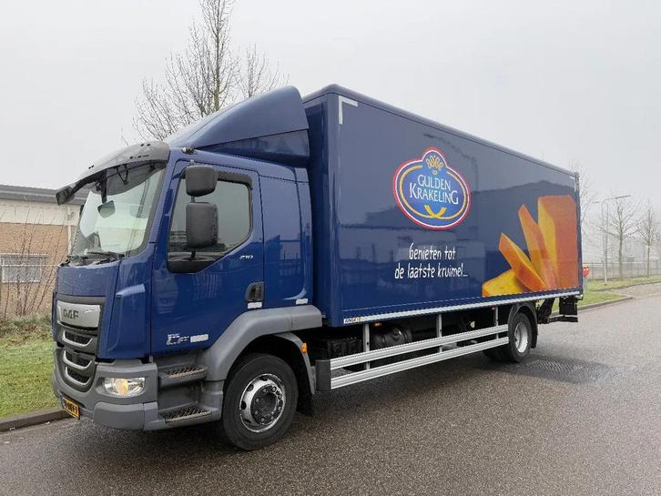 DAF LF 210 11.990 kg 10-2019 bj, Auto's, Vrachtwagens, ABS, Airconditioning, Cruise Control, DAF, Diesel, Automaat, Blauw