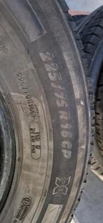 4 pneus Michelin 225 75 r 16CP pour motorhome ou camionnette, Autos : Divers, Utilisé, Enlèvement ou Envoi