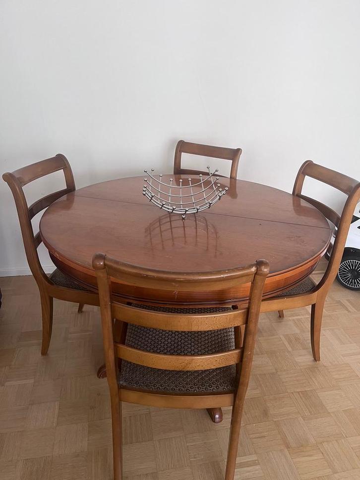 Vintage Houten Eettafelset – Klassiek & Gezellig, Huis en Inrichting, Complete eetkamers, Gebruikt, 4 tot 6 stoelen, Ophalen