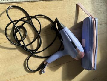 Lot GHD – Coffret Lilas iD Collection beschikbaar voor biedingen