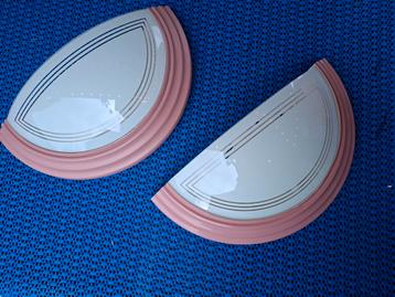 Wandlampen beschikbaar voor biedingen