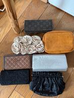 Lot de 25 sacs, pochettes & portefeuilles femme, Enlèvement, Utilisé, Autres couleurs, Sac à main