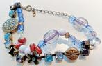 Bracelet cristaux/boules bleues, rouges, blanches, + métal., Synthétique ou Plastique, Avec bracelets à breloques ou perles, Autres couleurs