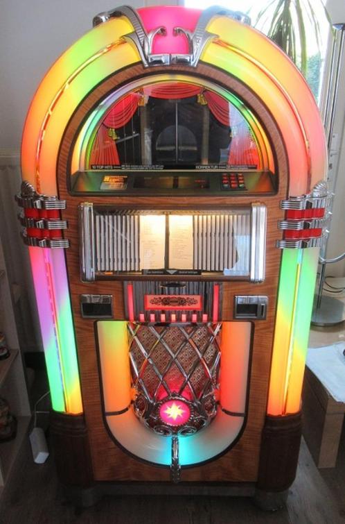 JUKEBOX, NSM NOSTALGIA GOLD, 100 CD + blue tooth, Verzamelen, Automaten | Jukeboxen, Zo goed als nieuw, Overige merken, Ophalen