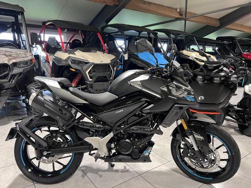 Cfmoto 125 NK, Motoren, Motoren | Overige merken, Bedrijf, Naked bike, 11 kW of minder, Ophalen