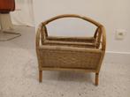 Rieten kranten/tijdschriftenmandje, Huis en Inrichting, Woonaccessoires | Krantenbakken en Lectuurbakken, Ophalen, Zo goed als nieuw