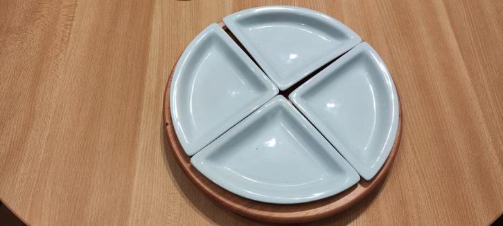 Snackbordschaal met draaibare vakken., Huis en Inrichting, Keuken | Servies, Zo goed als nieuw, Ophalen of Verzenden