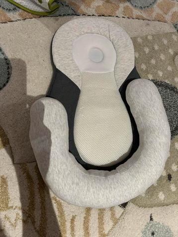 Lit (Chaise Longue) pour Bébé disponible aux enchères