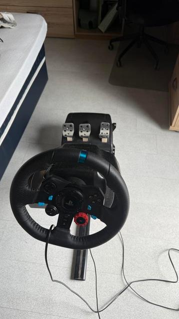 Logitech G29 wheel + Pedals beschikbaar voor biedingen