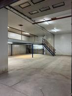 Te huur: stockageplaats, magazijn/ hangar met verdiep., Ophalen
