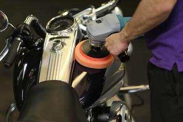 Onderhoud van motoren beschikbaar voor biedingen