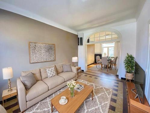Centraal gelegen rijwoning - IDEALE STARTERSWONING, Immo, Huizen en Appartementen te koop, Brugge, tot 200 m², F