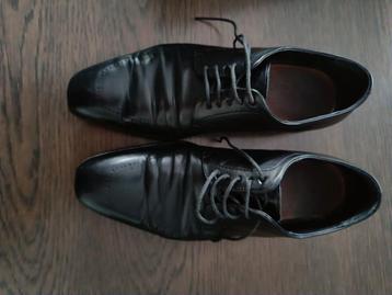 Zwarte herenschoenen van Boss maat 41,5 beschikbaar voor biedingen
