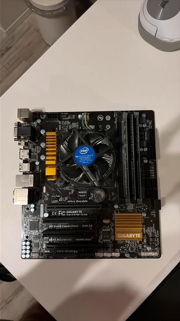 Pc complet sans boitier et stockage, Computers en Software, Moederborden, Zo goed als nieuw, Intel, DDR3, Ophalen of Verzenden