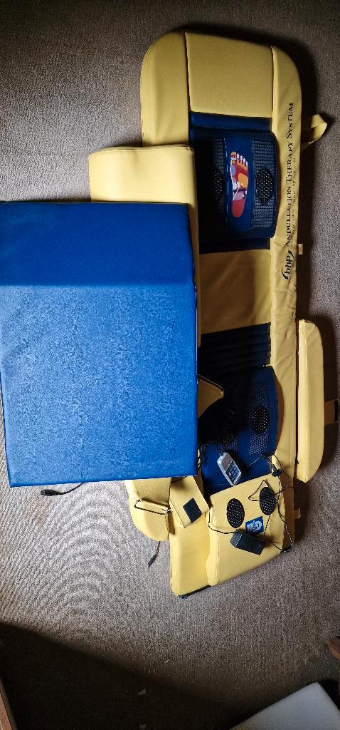 Matelas massage Andumétic, Sport en Fitness, Massageproducten, Zo goed als nieuw, Massagetafel, Ophalen