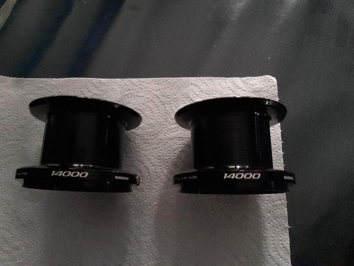 2 Shimano Ultegra XTD 14000 spoelen, Watersport en Boten, Hengelsport | Karpervissen, Zo goed als nieuw, Molen, Ophalen of Verzenden