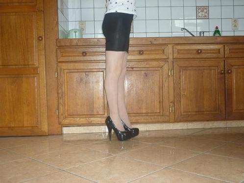 Ontsnappingen.👄, Kleding | Dames, Schoenen, Zo goed als nieuw, Pumps, Zwart, Verzenden