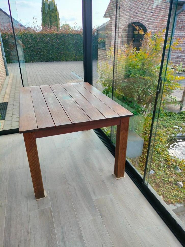 Stevige tafel, hardhout mahoniekleur terras/tuinkamer/buiten, Tuin en Terras, Tuintafels, Gebruikt, Rechthoekig, Hout, Ophalen
