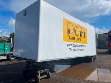 ALL-IN Containers dichte bak voorzien van laadklep beschikbaar voor biedingen