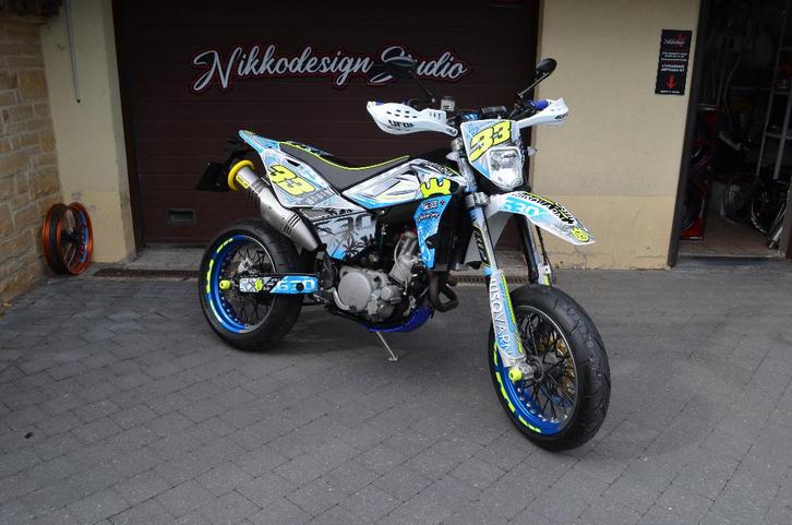 Husqvarna 630sms, Motoren, Motoren | Husqvarna, Bedrijf, SuperMoto, meer dan 35 kW, 1 cilinder, Minimaal motorrijbewijs A2, Ophalen