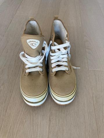 Sneakers O'Neill beschikbaar voor biedingen