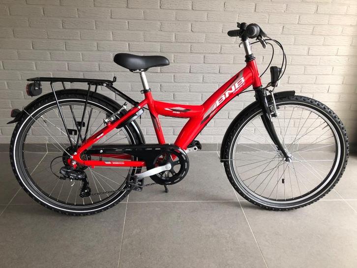Jongensfiets 24 inch BNB Bike NIEUWSTAAT, Fietsen en Brommers, Fietsen | Jongens, Zo goed als nieuw, 24 inch, Handrem, Versnellingen