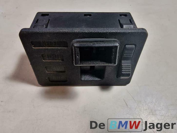 Mistlamp schakelaar zwart BMW 5-serie E28 61311369946, Auto-onderdelen, Dashboard en Schakelaars, BMW, Gebruikt, Ophalen of Verzenden