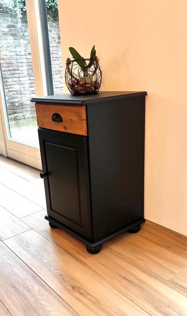 Industrieel grenen kastje  - gerestyled zgan, Huis en Inrichting, Kasten | Overige, Zo goed als nieuw, Ophalen