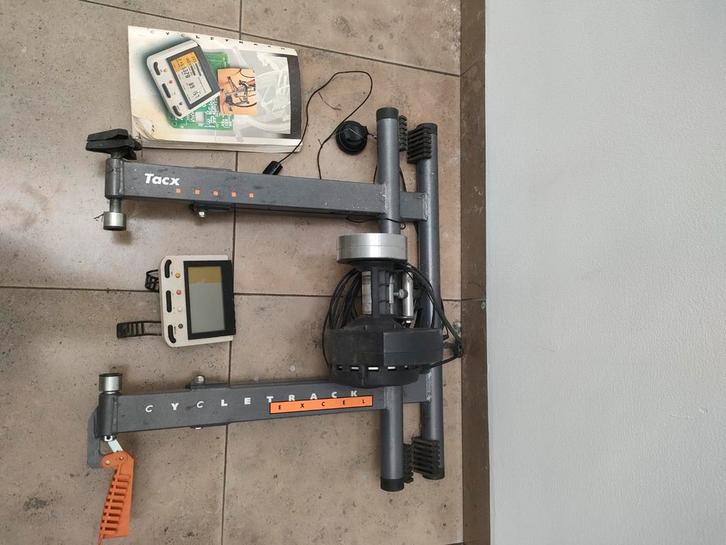 Tacx trainer, Sport en Fitness, Wielrennen, Zo goed als nieuw, Ophalen