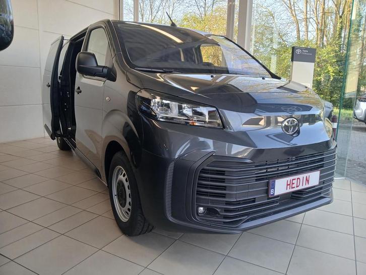 Toyota Proace 1.5D 88kW MWB Active, Auto's, Bestelwagens en Lichte vracht, Bedrijf, Te koop, Airconditioning, Centrale vergrendeling
