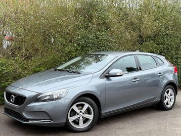Volvo V40 2.0+NAVI+AIRCO+JANTES+EURO 6B+CARNET (bj 2016) beschikbaar voor biedingen