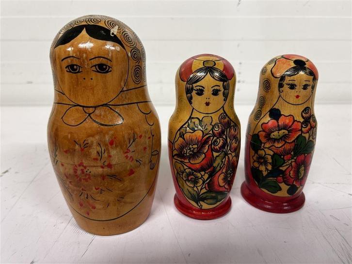 A7126 Set Van 3 Matroesjka's [Vintage], Verzamelen, Poppetjes en Figuurtjes, Gebruikt, Ophalen of Verzenden