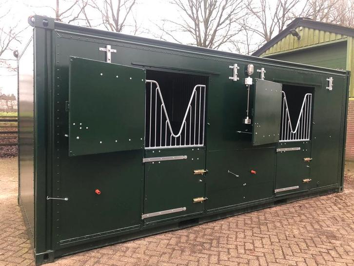 Stalcontainer 35 euro per week!!, Dieren en Toebehoren, Stalling en Weidegang, Stalling, 2 of 3 paarden of pony's