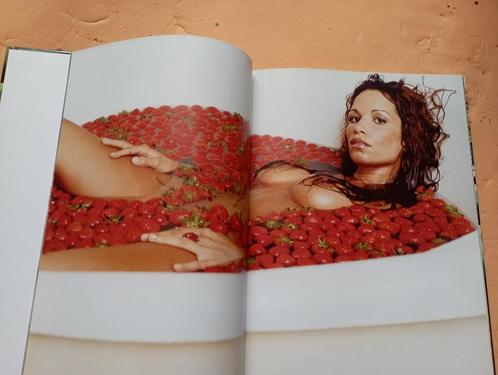 493) Ché Dark & Blond, Boeken, Kunst en Cultuur | Fotografie en Design, Zo goed als nieuw, Overige onderwerpen, Ophalen of Verzenden