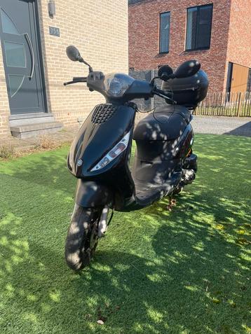 Piaggio zip b-klasse 2017 4t beschikbaar voor biedingen