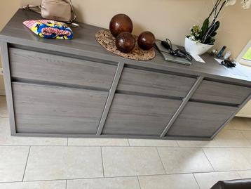 Dressoir + barkast + tv-meubel beschikbaar voor biedingen