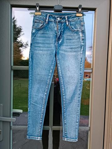 Blauwe spijkerbroek van Shein  beschikbaar voor biedingen