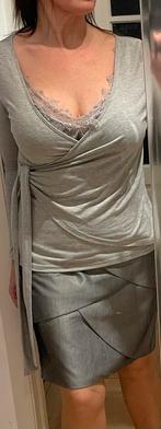 tenue chic femme: jupe/cache-cœur/débardeur/ceinture T42, Vêtements | Femmes, Enlèvement ou Envoi, Comme neuf, Taille 42/44 (L)