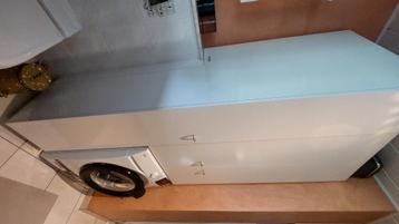 Badkamer meubels beschikbaar voor biedingen